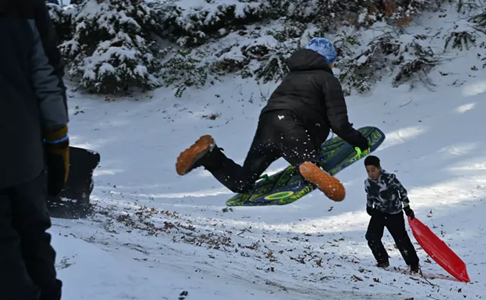 Portland Sledding Photos With Sound Effects